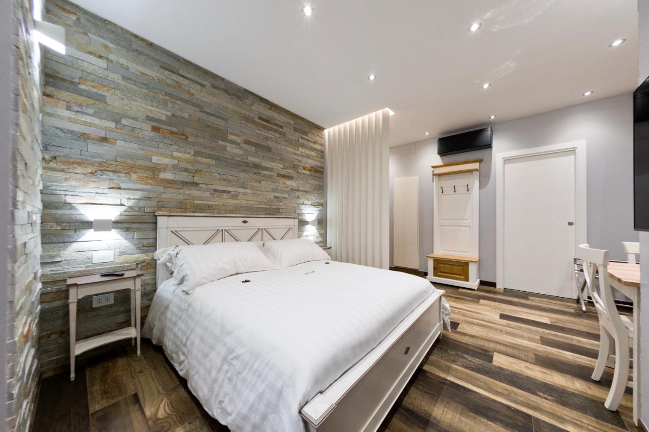 Apartamento Oggi E Domani Nápoles Exterior foto